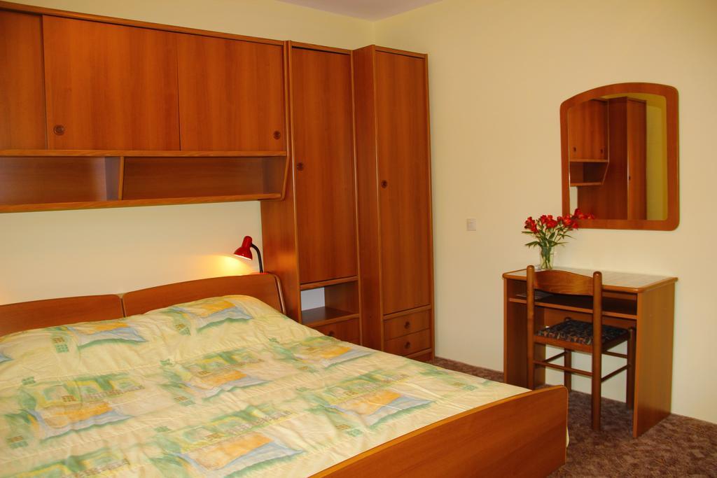 Bed and Breakfast Antun Mozara Family House Слано Екстер'єр фото